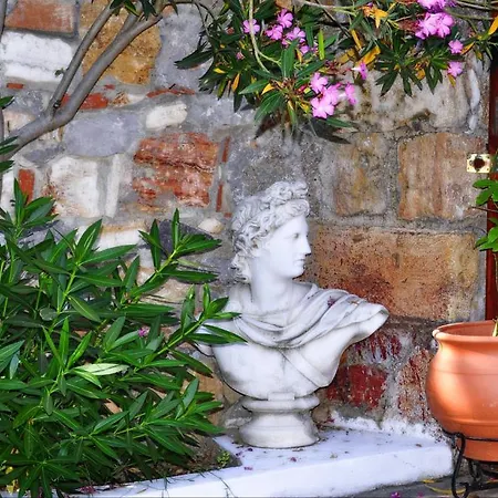 Ilios Lägenhetshotell