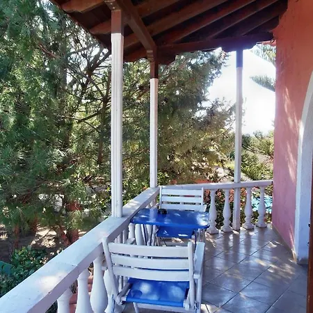 Lägenhetshotell Ilios 3*